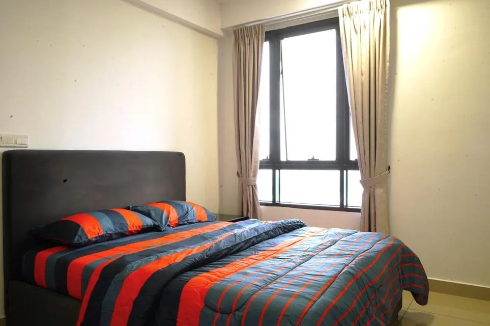 Queen-sized bed Bedroom with queen-sized bed and big window