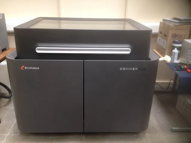 Multi-material polyjet CONNEX 500 3D printer Multi-material polyjet CONNEX 500 3D printer