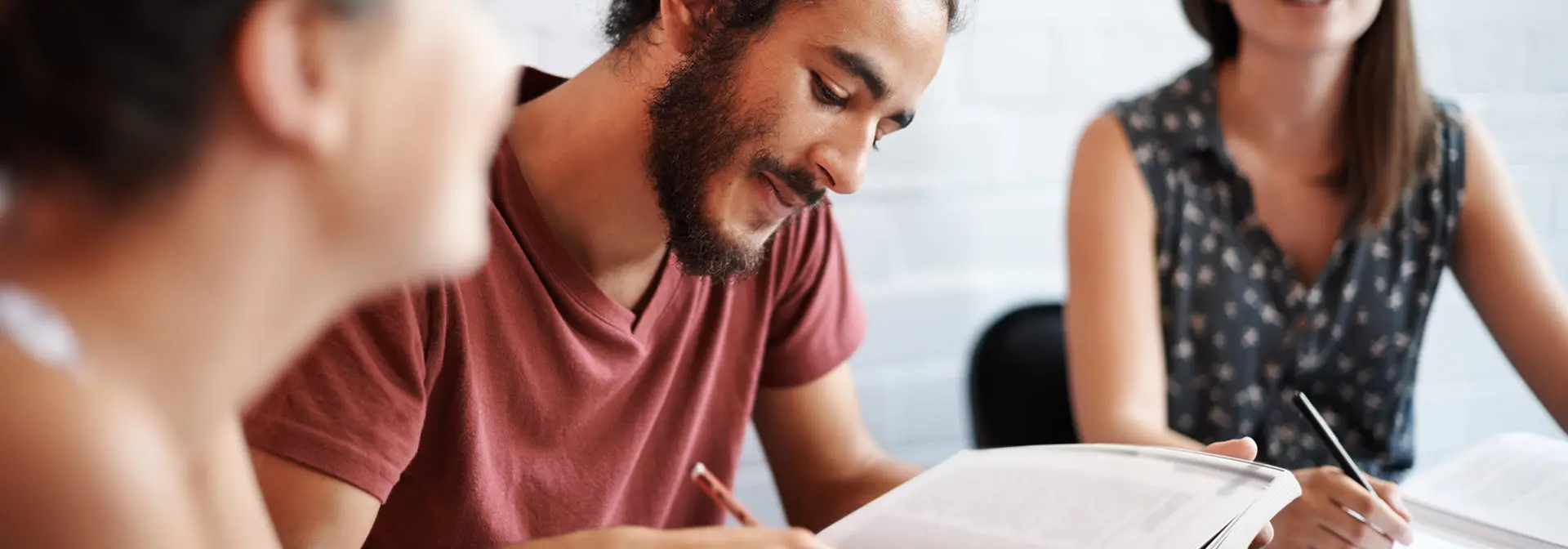 Students working in a tutoring group