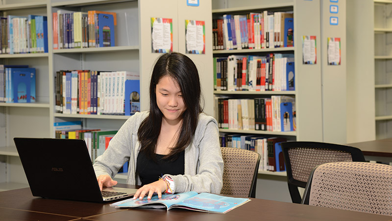 Student in library